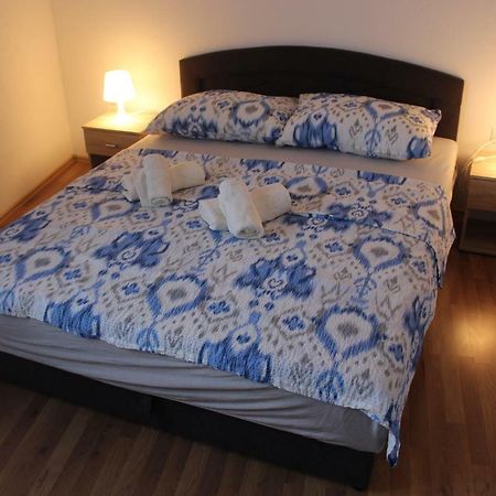 Apartments Anicic Coric Omisalj ภายนอก รูปภาพ